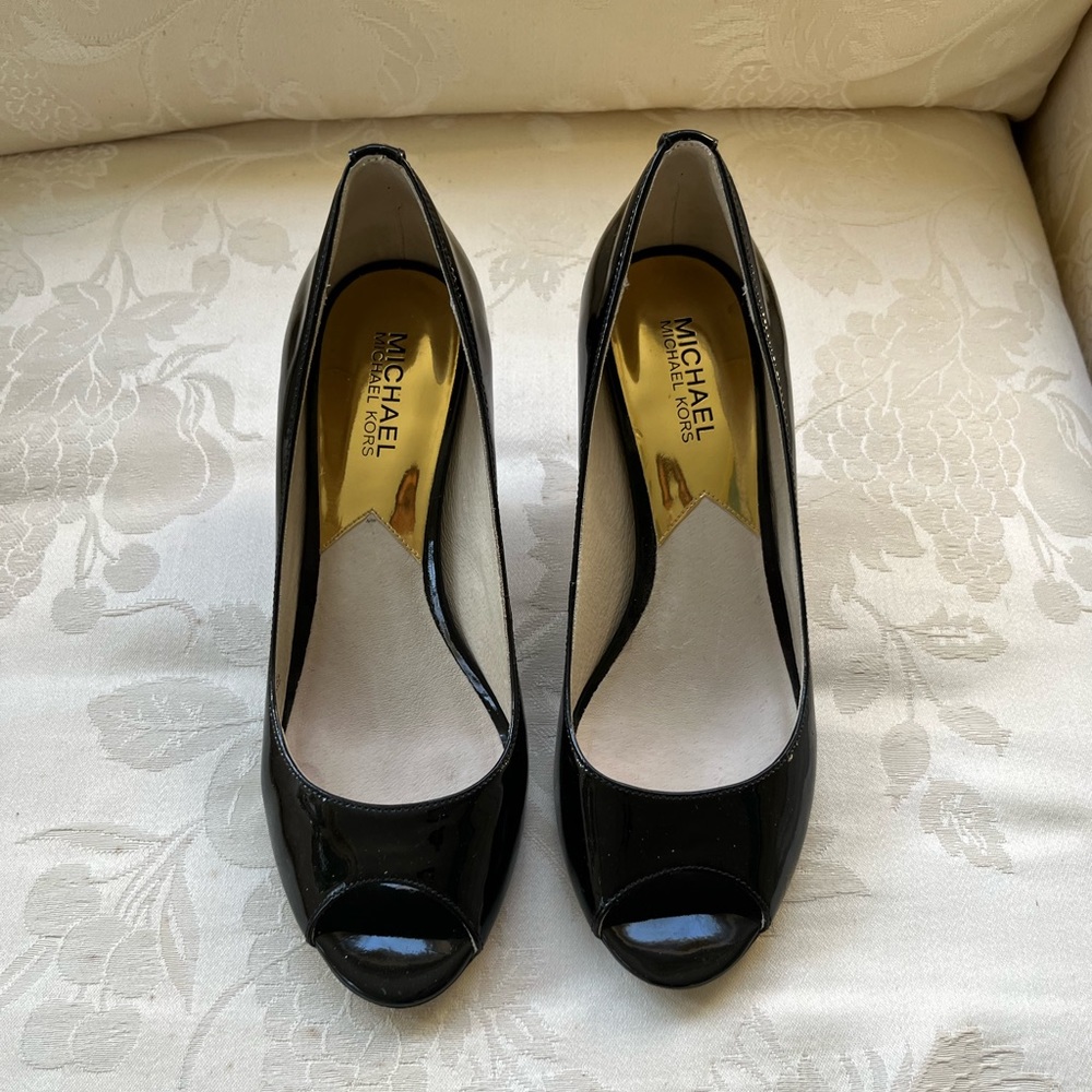 Michael Kors patent leather open toe 2 1/2” heels.